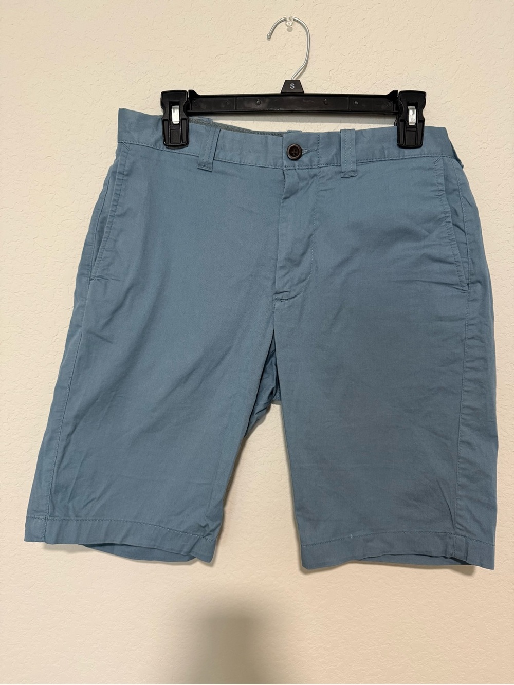 J. Crew Men's Light Blue Flat-Front Chino Shorts